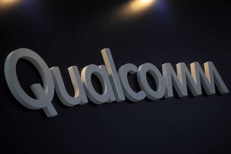 Qualcomm launches auto chip to handle both assisted driving and entertainment