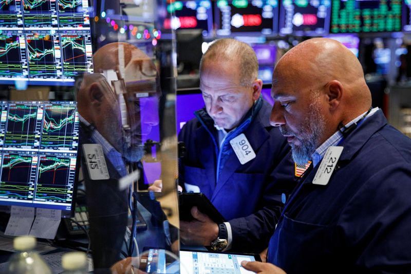 S&P 500 rises, but rising Treasury yields cap gains ahead of inflation report