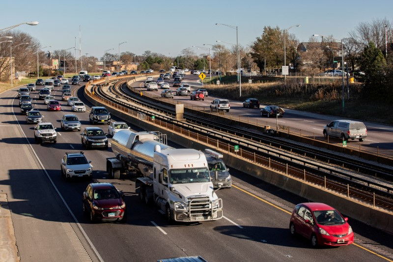 U.S. agency plans to propose new fuel economy standards in April