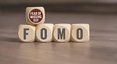 Dữ nhiều lành ít FOMO