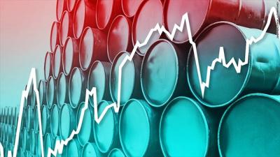 Dầu WTI tiến sát ngưỡng 81 USD, dầu Brent vượt 83 USD