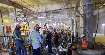 Thi công đoạn ray ngầm cuối cùng của tuyến metro số 1